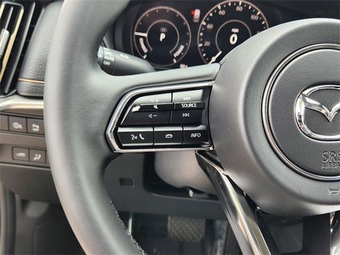 New 2025 MAZDA CX-70 Plug-In Hybrid w/ Premium Pkg image 8