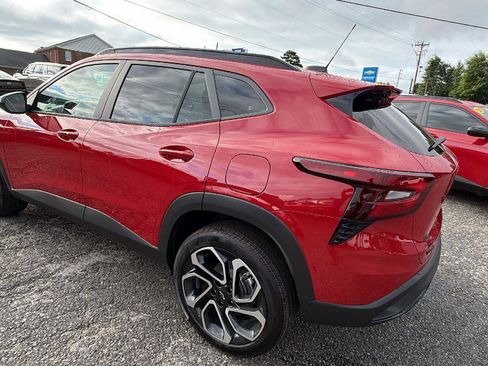 New 2026 Chevrolet Trax RS w/ Driver Confidence Package FWD image 10