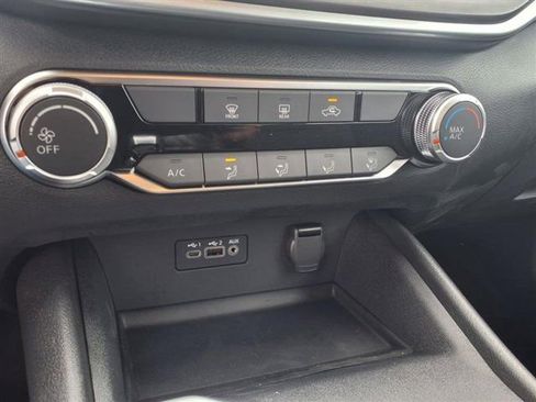 New 2025 Nissan Altima 2.5 SV image 13