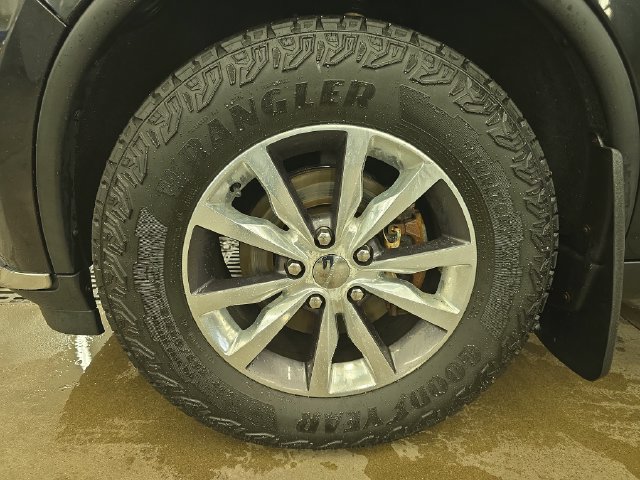 Used 2016 Dodge Durango Limited AWD/4WD image 10