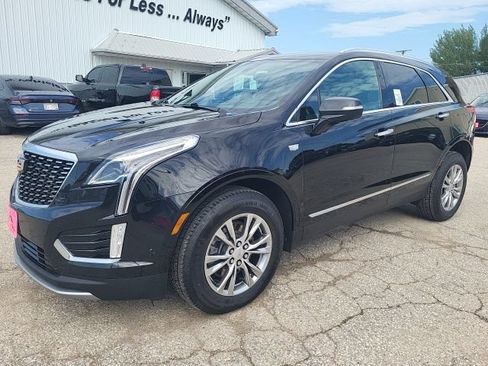 Used 2022 Cadillac XT5 Premium Luxury w/ Technology Package AWD/4WD image 8