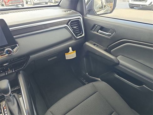 New 2026 GMC Canyon Elevation image 15