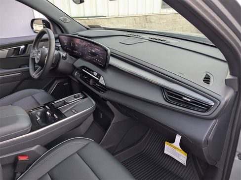 New 2025 Buick Enclave Sport Touring w/ LPO, Floor Liner Package image 26