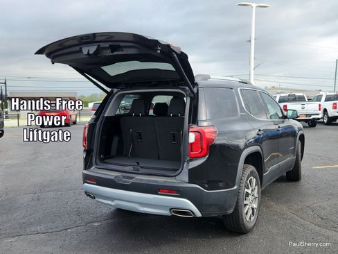 Used 2023 GMC Acadia SLE w/ Driver Convenience Package FWD image 13