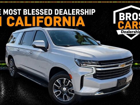 Used 2021 Chevrolet Suburban LT w/ Luxury Package AWD/4WD image 1