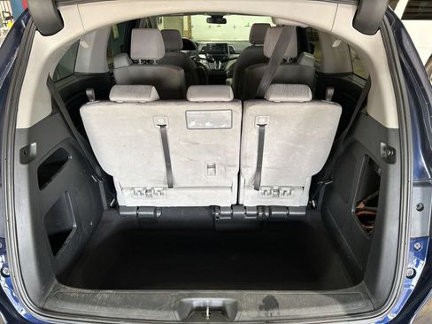 Used 2021 Honda Odyssey LX image 11
