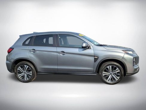 Used 2026 Mitsubishi Outlander Sport ES AWD/4WD image 3