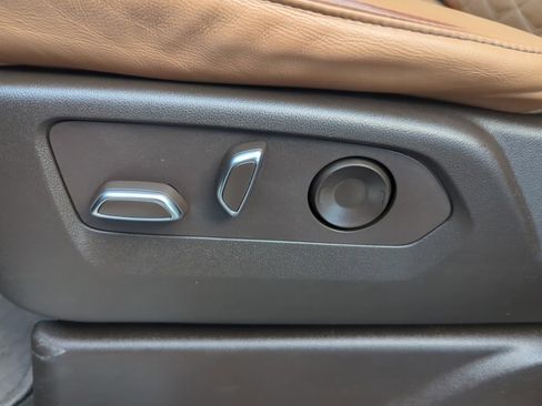 Used 2022 Cadillac Escalade Sport w/ Touring Package image 14