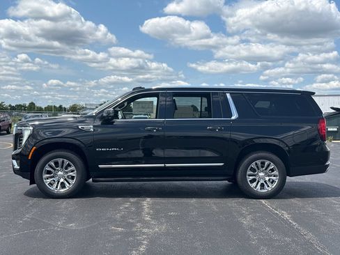 New 2026 GMC Yukon XL Denali w/ Advanced Technology Package AWD/4WD image 10