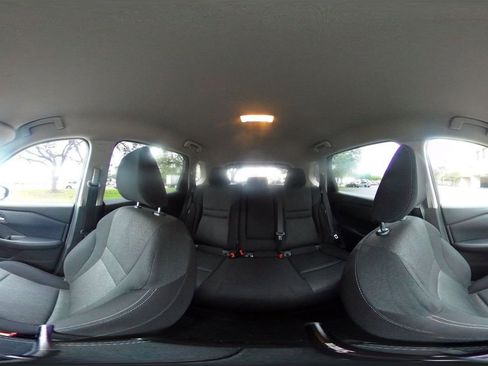 Used 2025 Nissan Rogue SV image 37