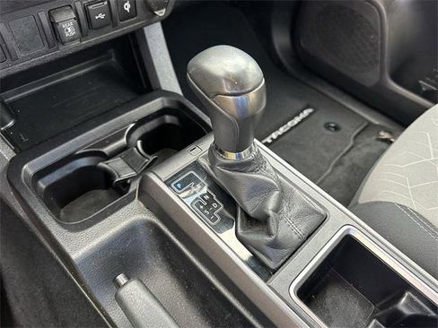 Certified 2023 Toyota Tacoma TRD Off-Road image 17