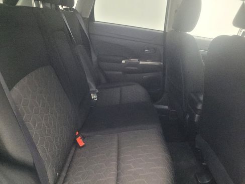 Used 2021 Mitsubishi Outlander Sport SE FWD image 19