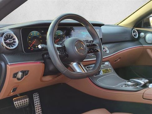 Used 2023 Mercedes-Benz E 450 Cabriolet image 8