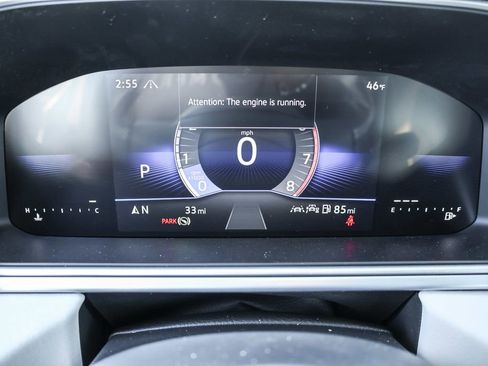 New 2025 Volkswagen Taos SE image 27