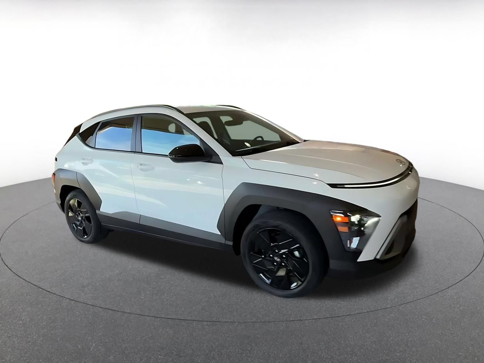Used 2026 Hyundai Kona SEL Sport FWD image 2