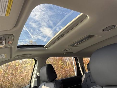 New 2025 Kia Telluride S image 14