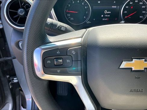 Used 2025 Chevrolet Blazer LT FWD image 11