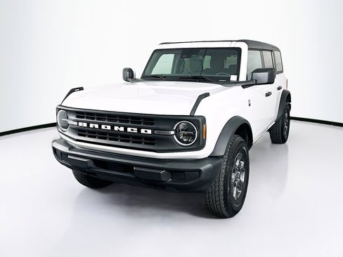 Used 2025 Ford Bronco Big Bend AWD/4WD image 3
