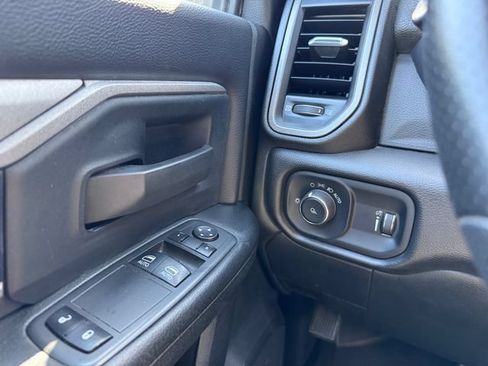 Used 2022 RAM 2500 Tradesman AWD/4WD image 11