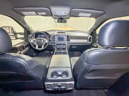 Used 2019 Ford F250 Lariat w/ Lariat Ultimate Package image 29