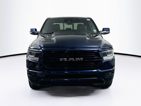 Used 2023 RAM 1500 Laramie AWD/4WD image 2