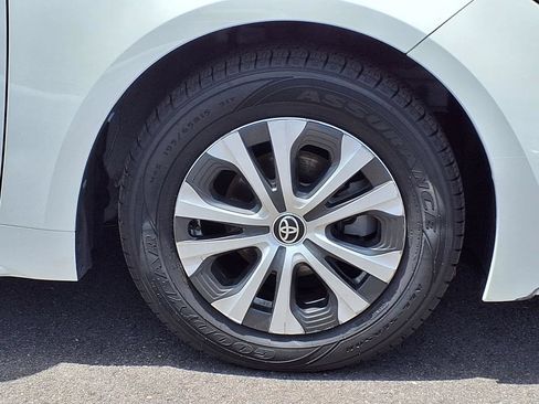 Used 2021 Toyota Corolla LE FWD image 10