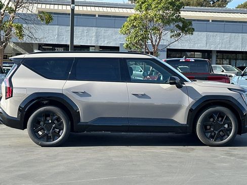 New 2026 Kia EV9 Land image 3