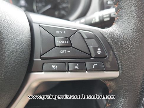 Used 2023 Nissan Kicks SR FWD image 13