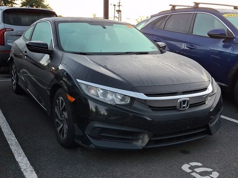 Used 2016 Honda Civic LX-P image 5