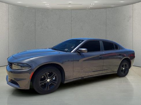 Used 2022 Dodge Charger SXT RWD image 1