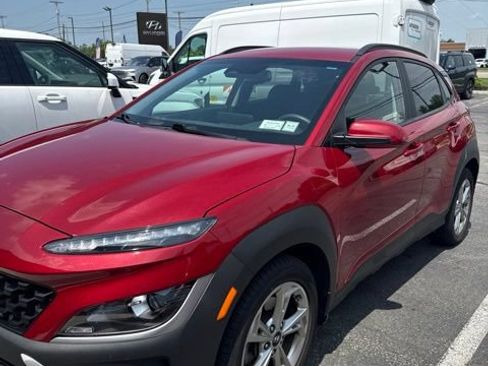 Used 2022 Hyundai Kona SEL w/ Cargo Package AWD/4WD image 5