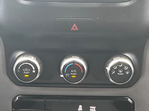 Used 2021 RAM 1500 Big Horn AWD/4WD image 26