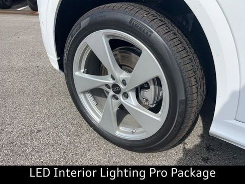 New 2025 Audi Q5 Premium Plus image 5