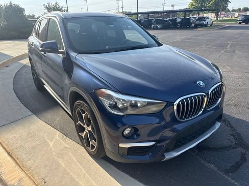Used 2018 BMW X1 xDrive28i AWD/4WD image 2