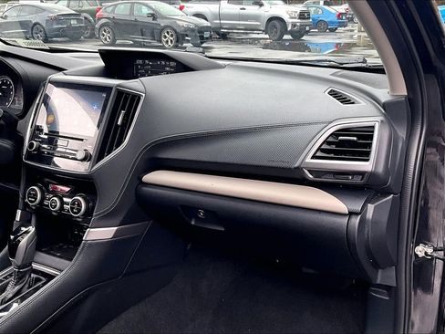 Used 2022 Subaru Forester Limited AWD/4WD image 13