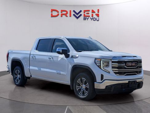 Used 2024 GMC Sierra 1500 SLT image 7