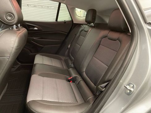 Used 2024 Chevrolet Trax LT w/ Driver Confidence Package FWD image 22