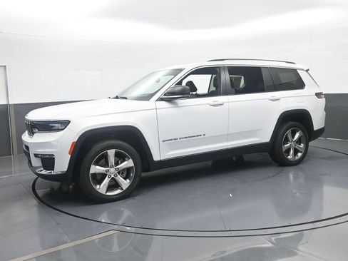Used 2021 Jeep Grand Cherokee L Limited RWD image 2