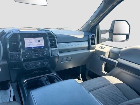 Certified 2022 Ford F350 XLT w/ Black Appearance Package AWD/4WD image 23