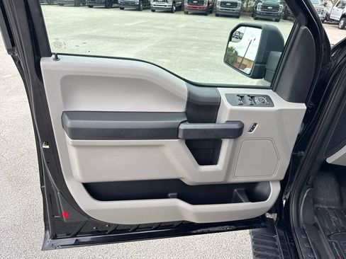 Used 2017 Ford F150 XL w/ Equipment Group 101A Mid RWD image 13