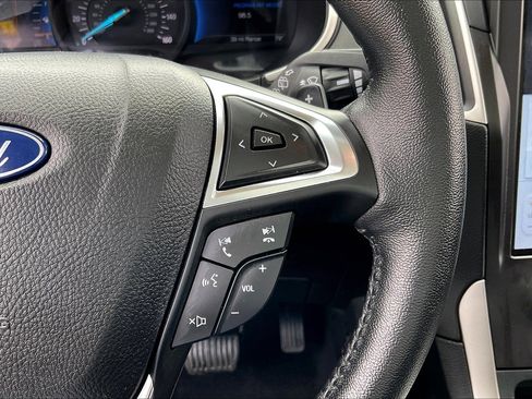 Used 2021 Ford Edge SEL w/ Convenience Package image 23