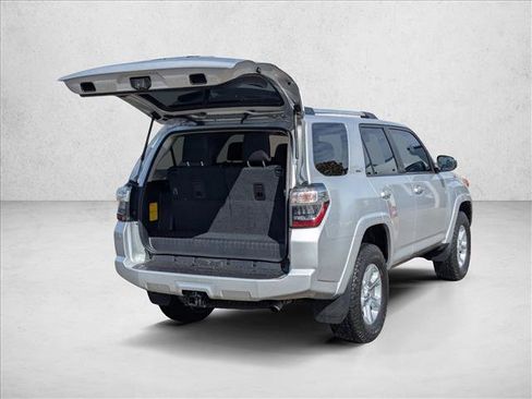 Used 2020 Toyota 4Runner SR5 image 5