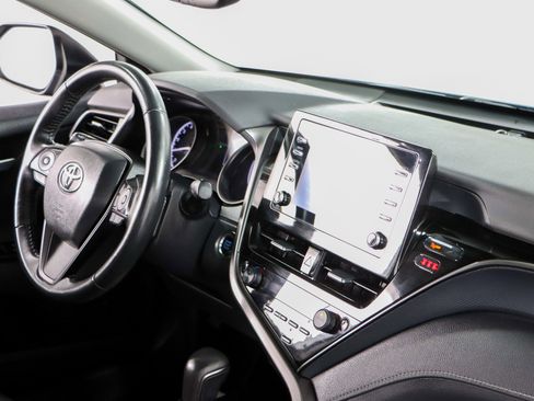 Used 2024 Toyota Camry SE w/ Cold Weather Package image 25