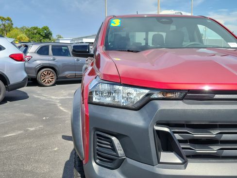 Used 2023 Chevrolet Colorado Trail Boss w/ LPO, Dark Essentials Package AWD/4WD image 7