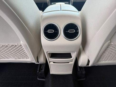 Certified 2020 Mercedes-Benz GLB 250 4MATIC image 32