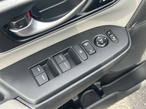 Certified 2017 Honda CR-V EX-L image 26