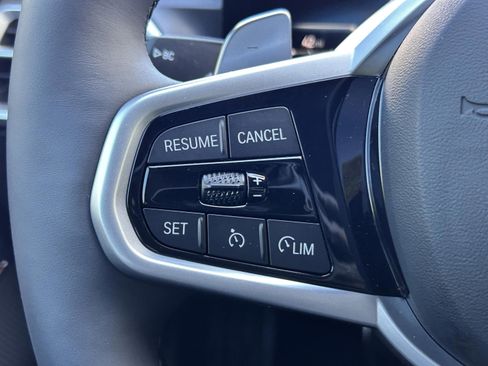 Used 2026 BMW 330i Sedan w/ M Sport Package image 22