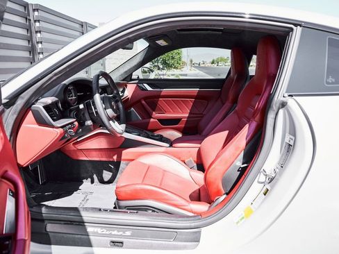 Used 2021 Porsche 911 Turbo S image 27