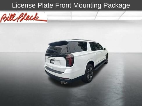 Used 2025 Chevrolet Suburban Z71 AWD/4WD image 6