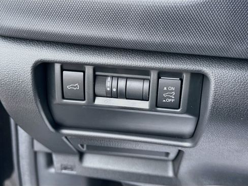 Used 2026 Subaru Forester Premium AWD/4WD image 39